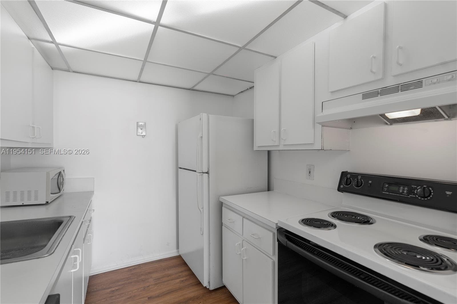 2350 NE 135th St 1202 photo 12