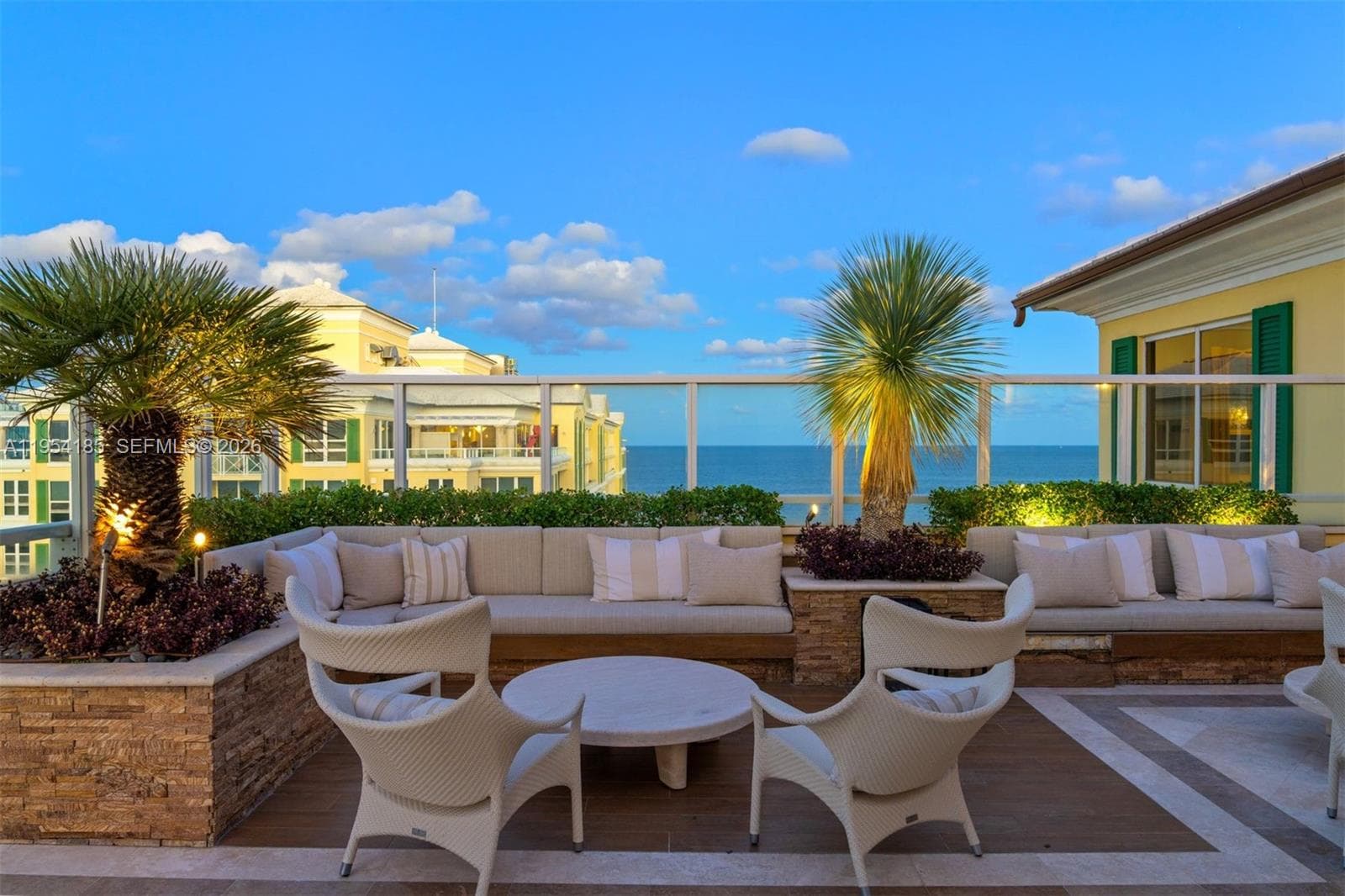 445 Grand Bay Drive PH-1A photo 13