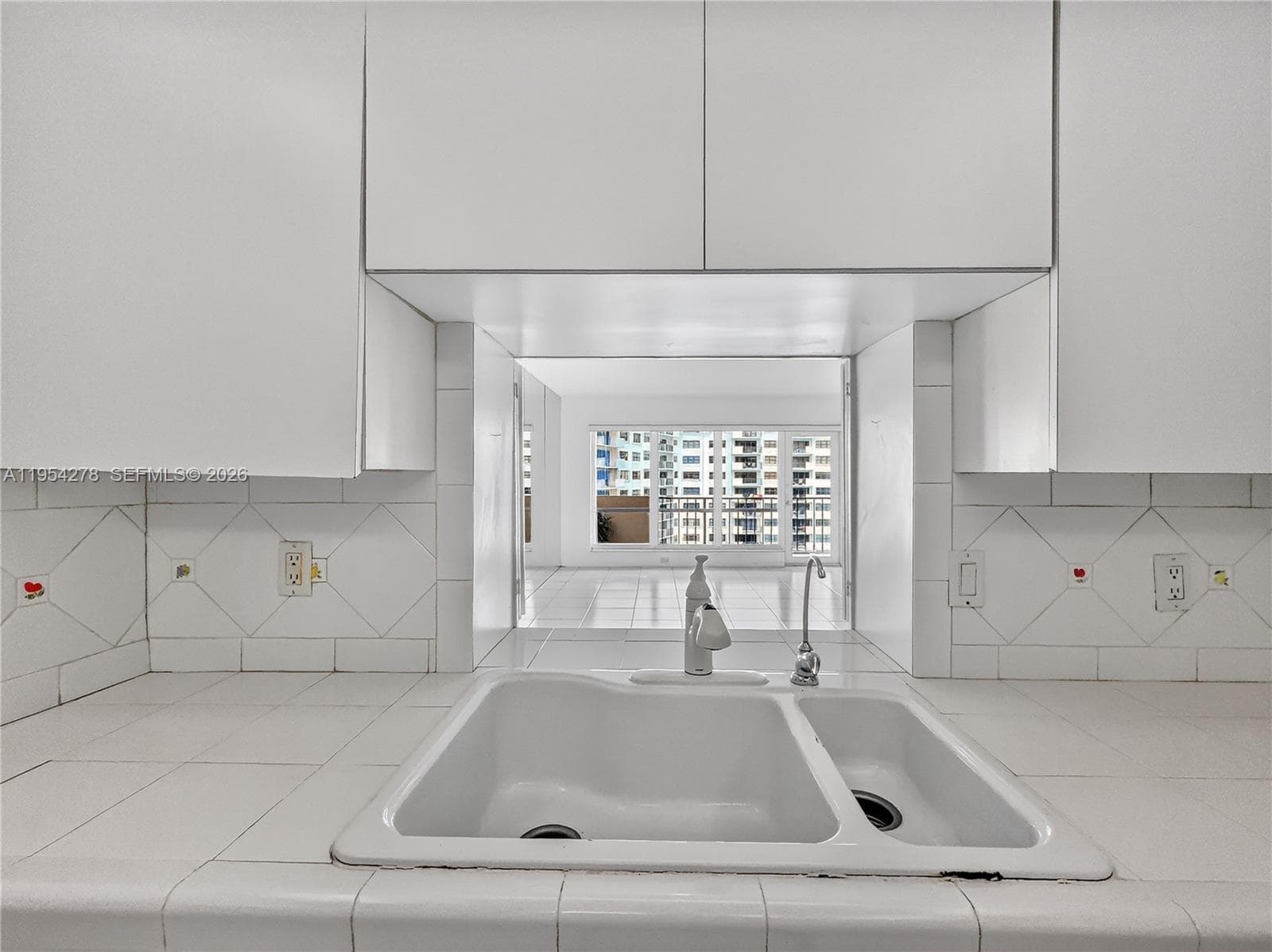5000 N Ocean Blvd 1006 photo 12