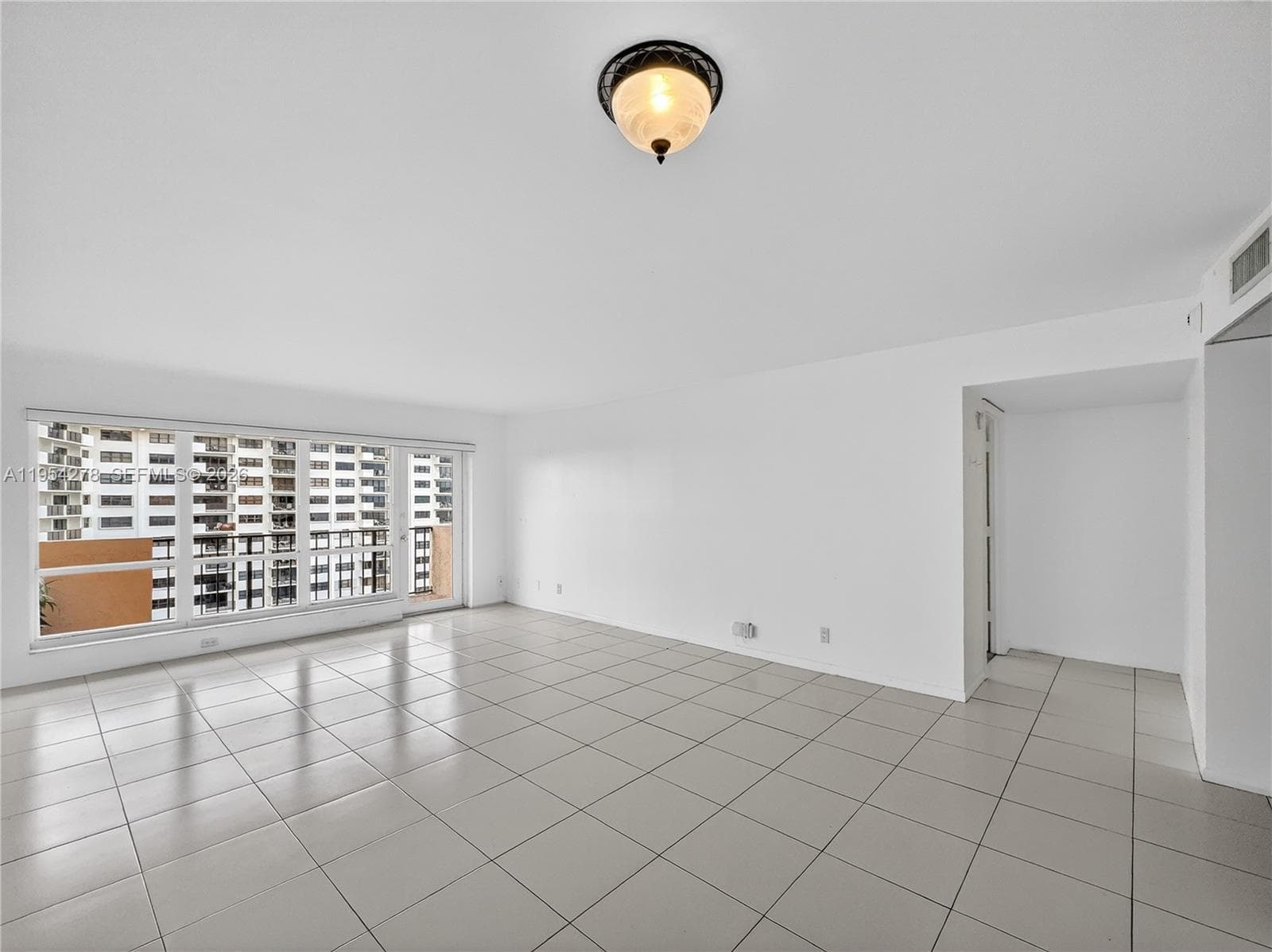 5000 N Ocean Blvd 1006 photo 8