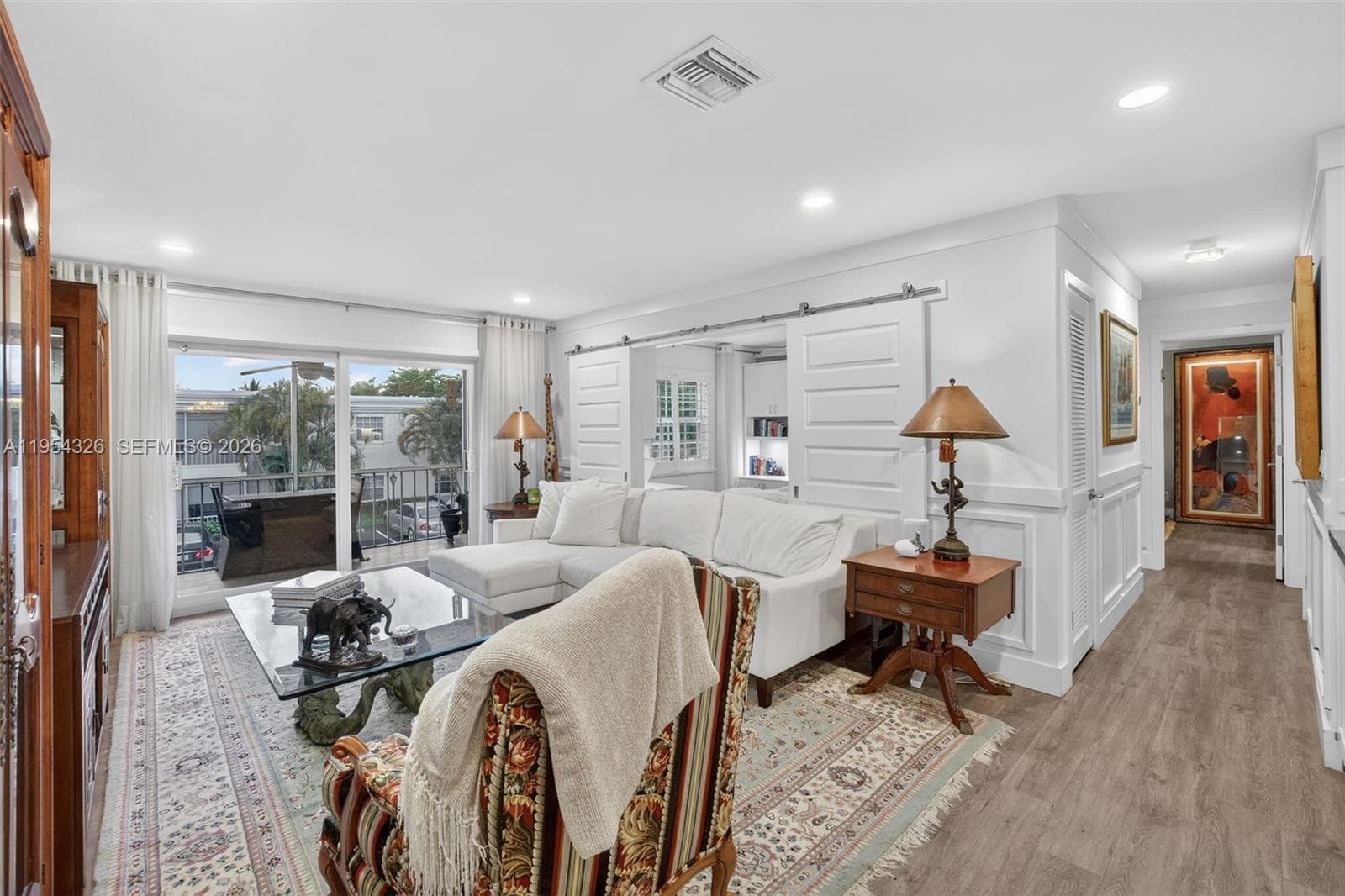 6471 Bay Club Dr 3 photo 1