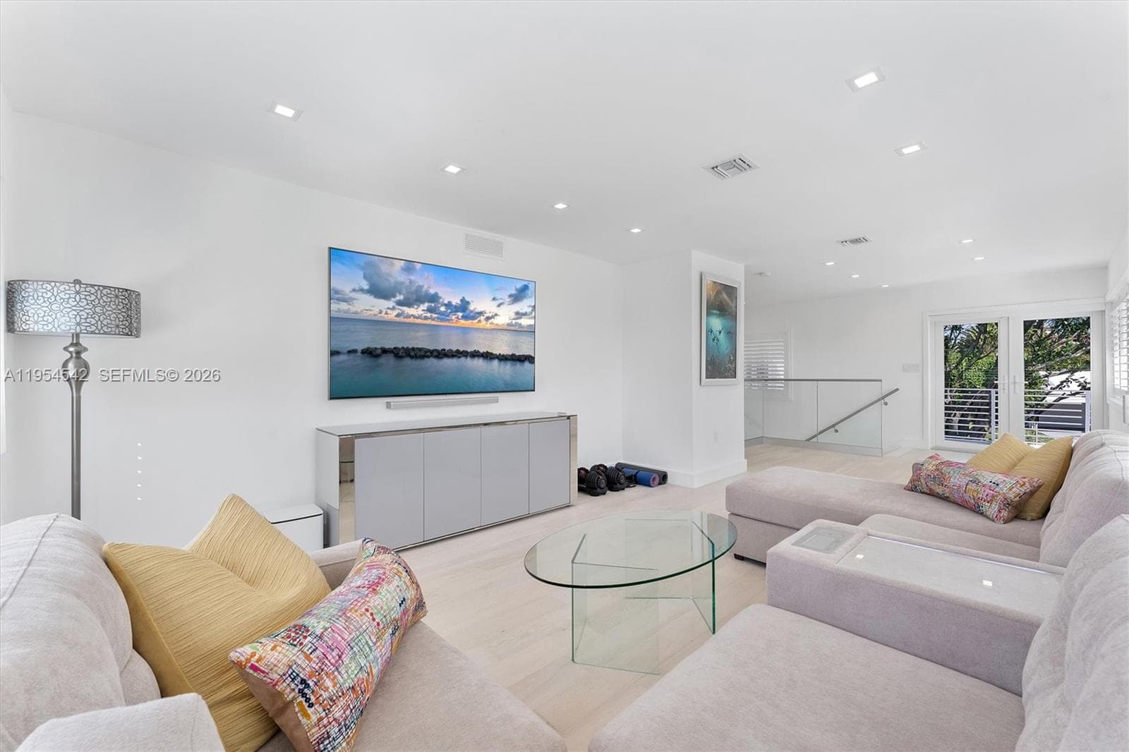 1903 Bay Dr photo 25