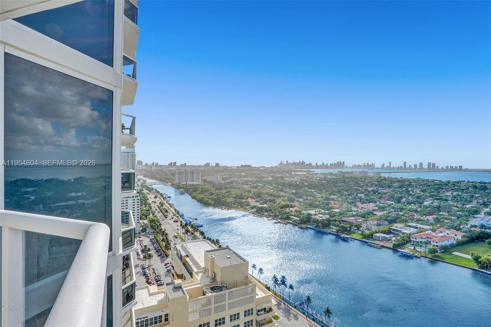 4775 Collins Ave 3007 photo 15
