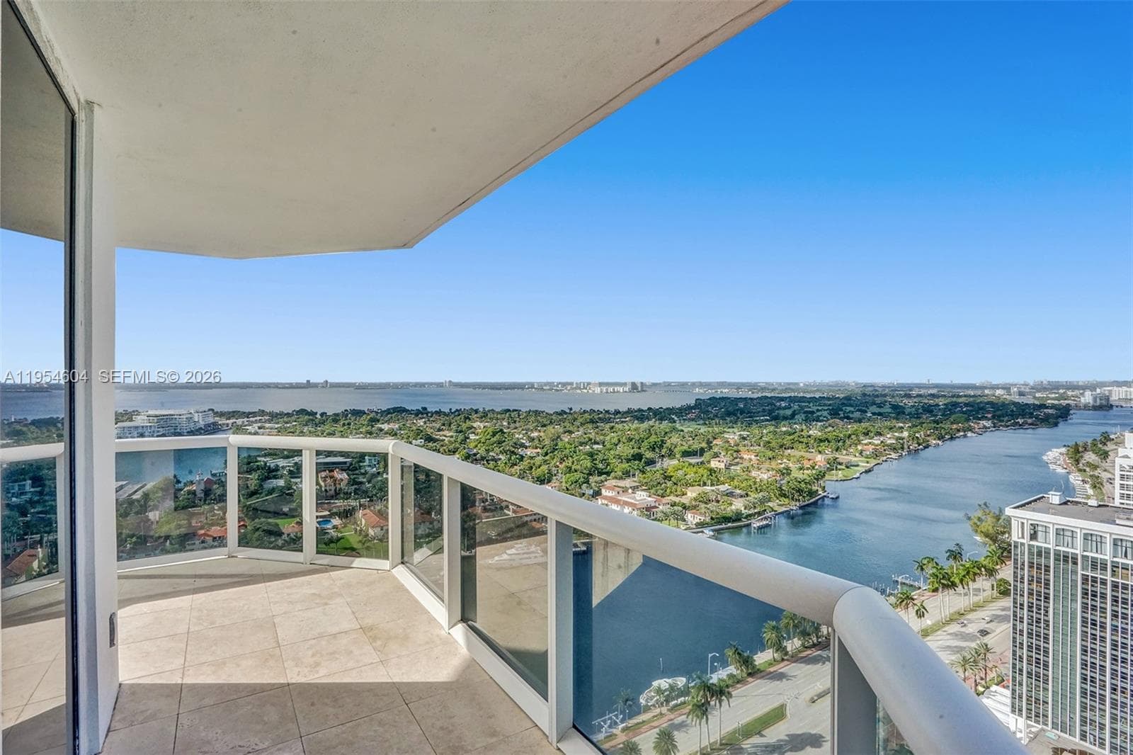 4775 Collins Ave 3007 photo 11
