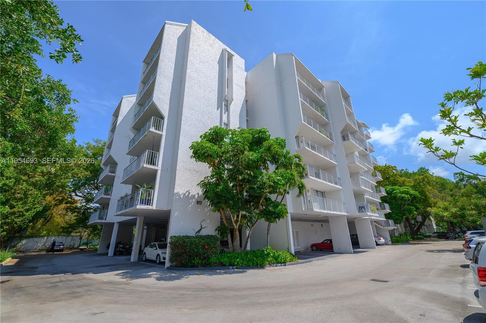 650 NE 64th St G510 photo 1