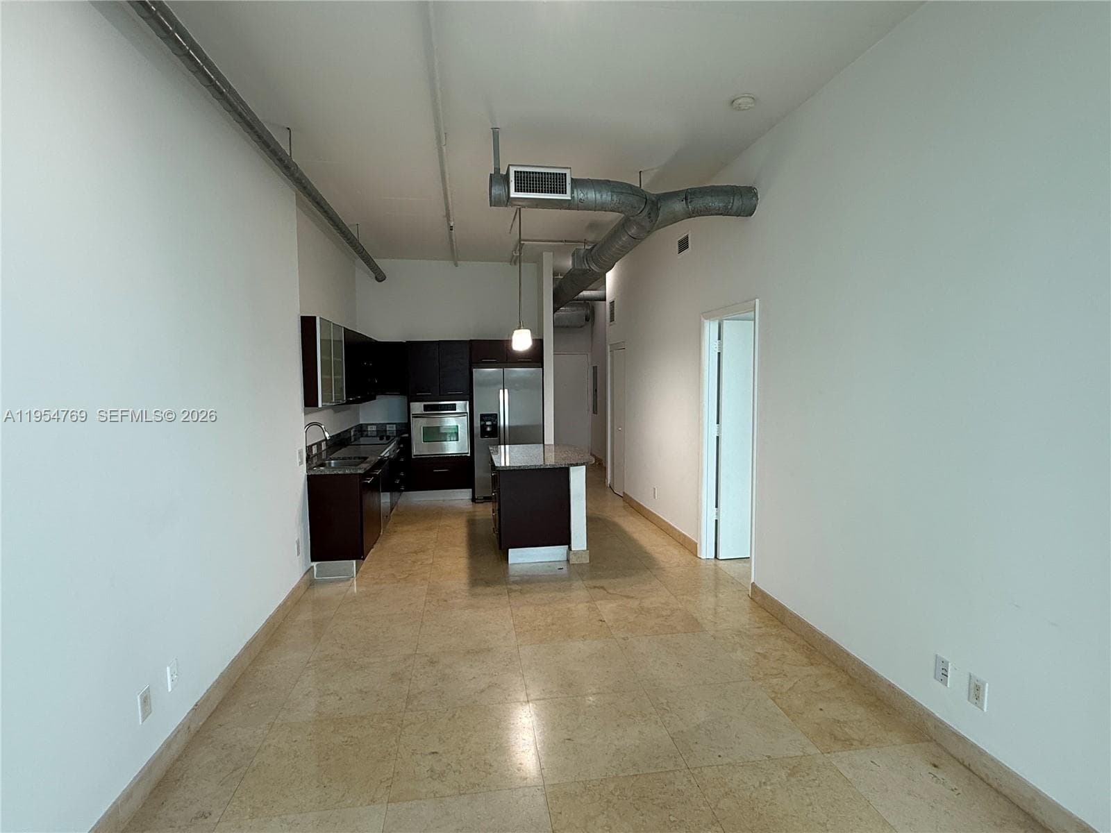 3029 NE 188th St 319 photo 3