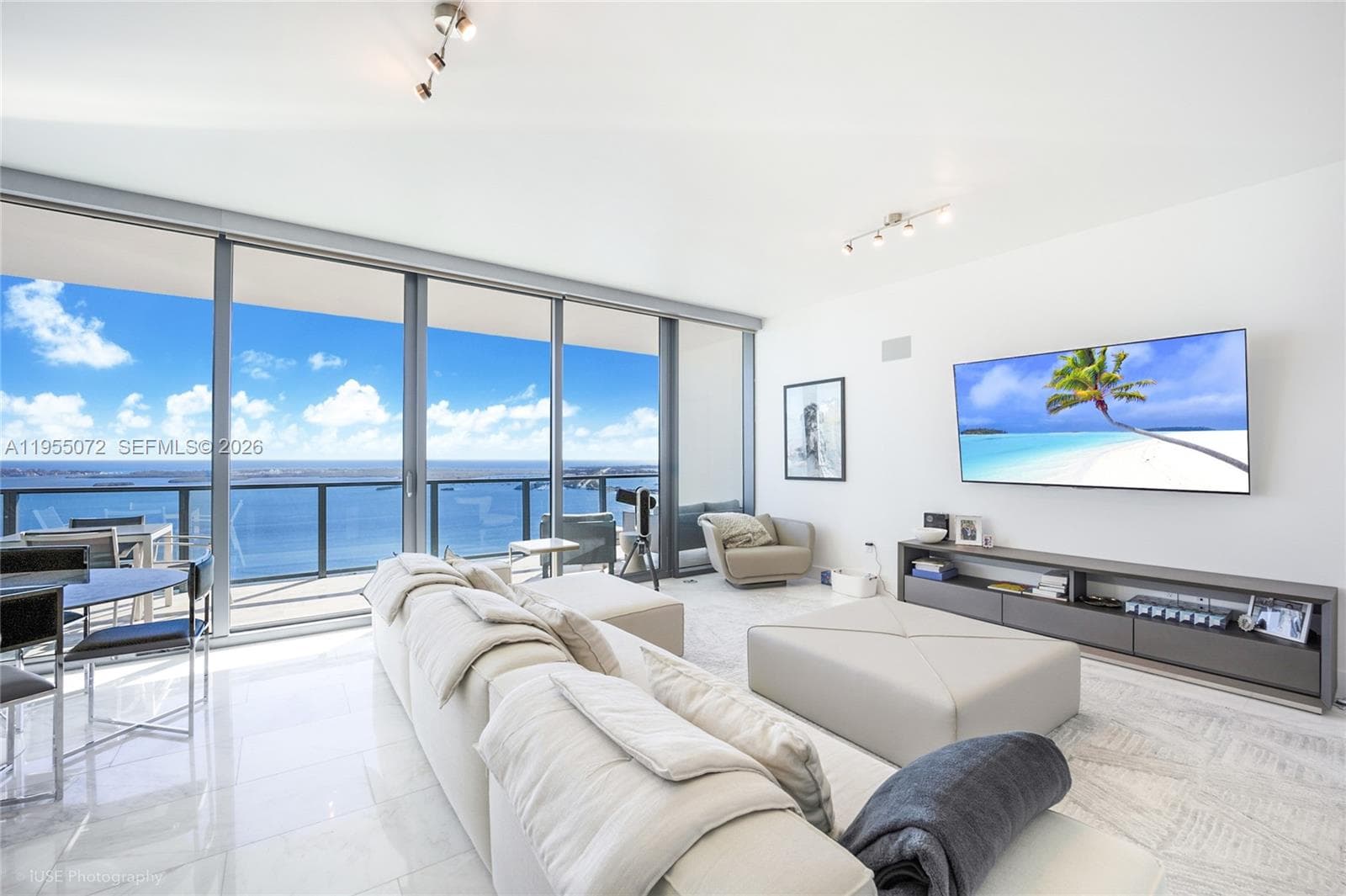 1451 Brickell Ave 3902 photo 5