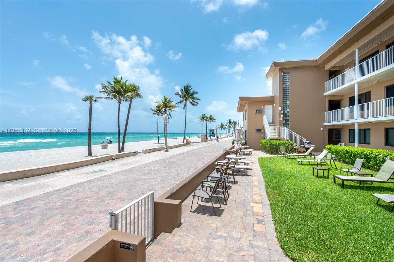 3300 Surf Rd 17A photo 23