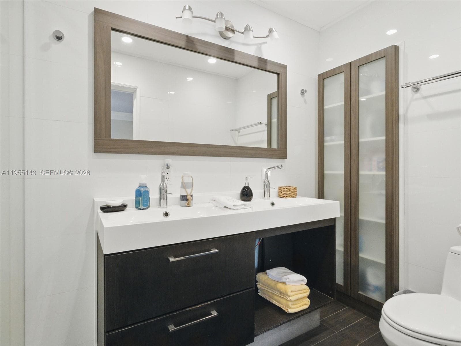 3300 Surf Rd 17A photo 13