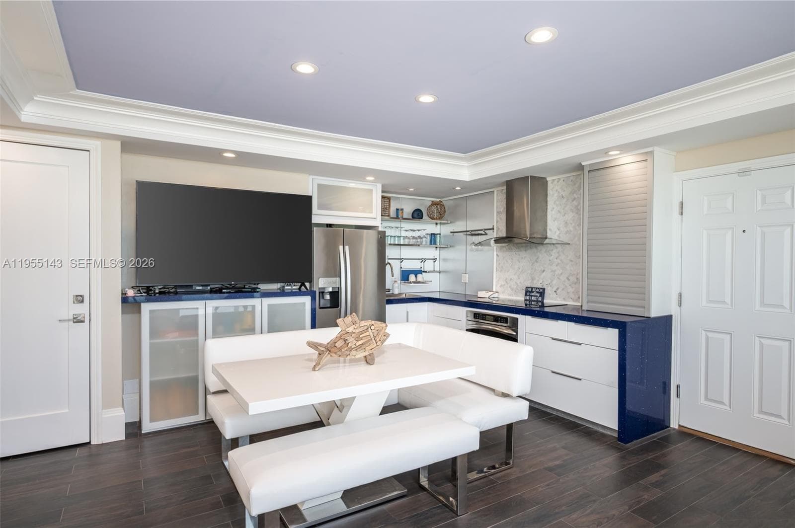 3300 Surf Rd 17A photo 8