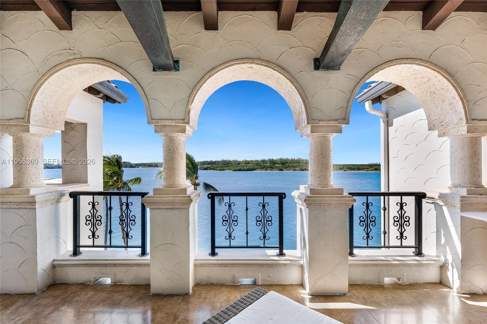 2443 Fisher Island Dr 5403 photo 7