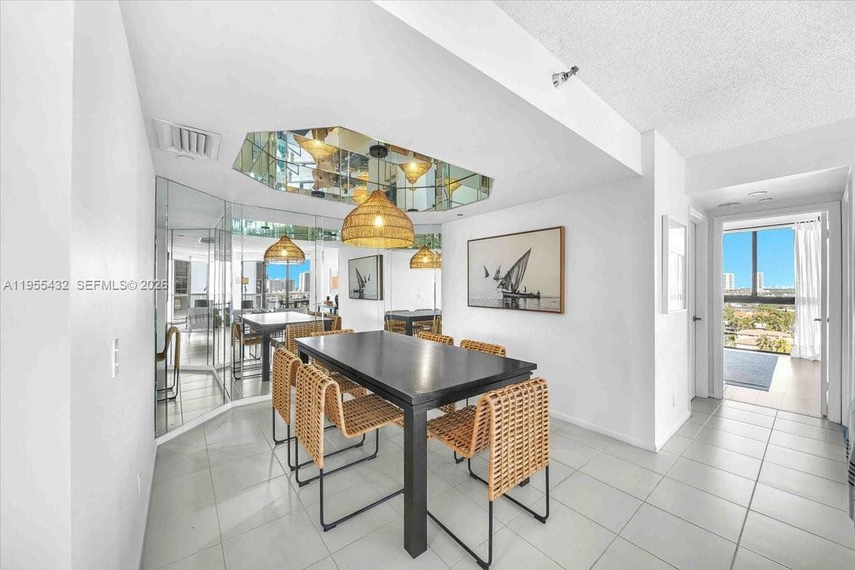 3610 Yacht Club Dr 1001 photo 12