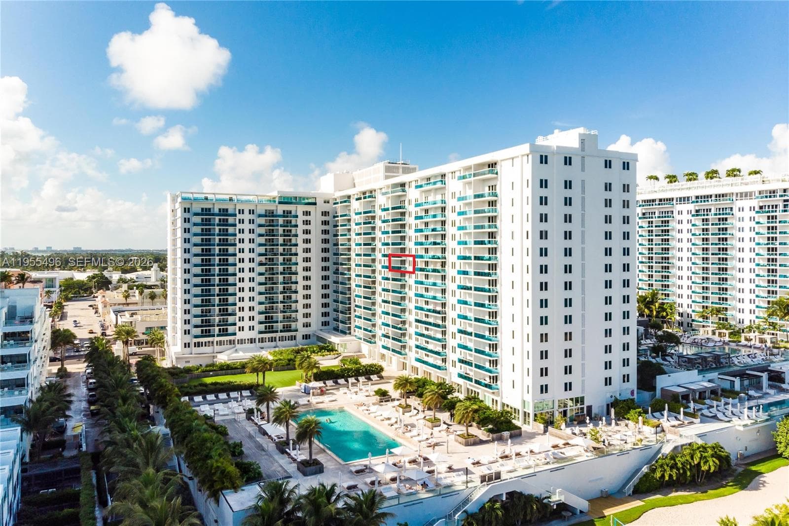 2301 Collins Ave 1006 photo 2