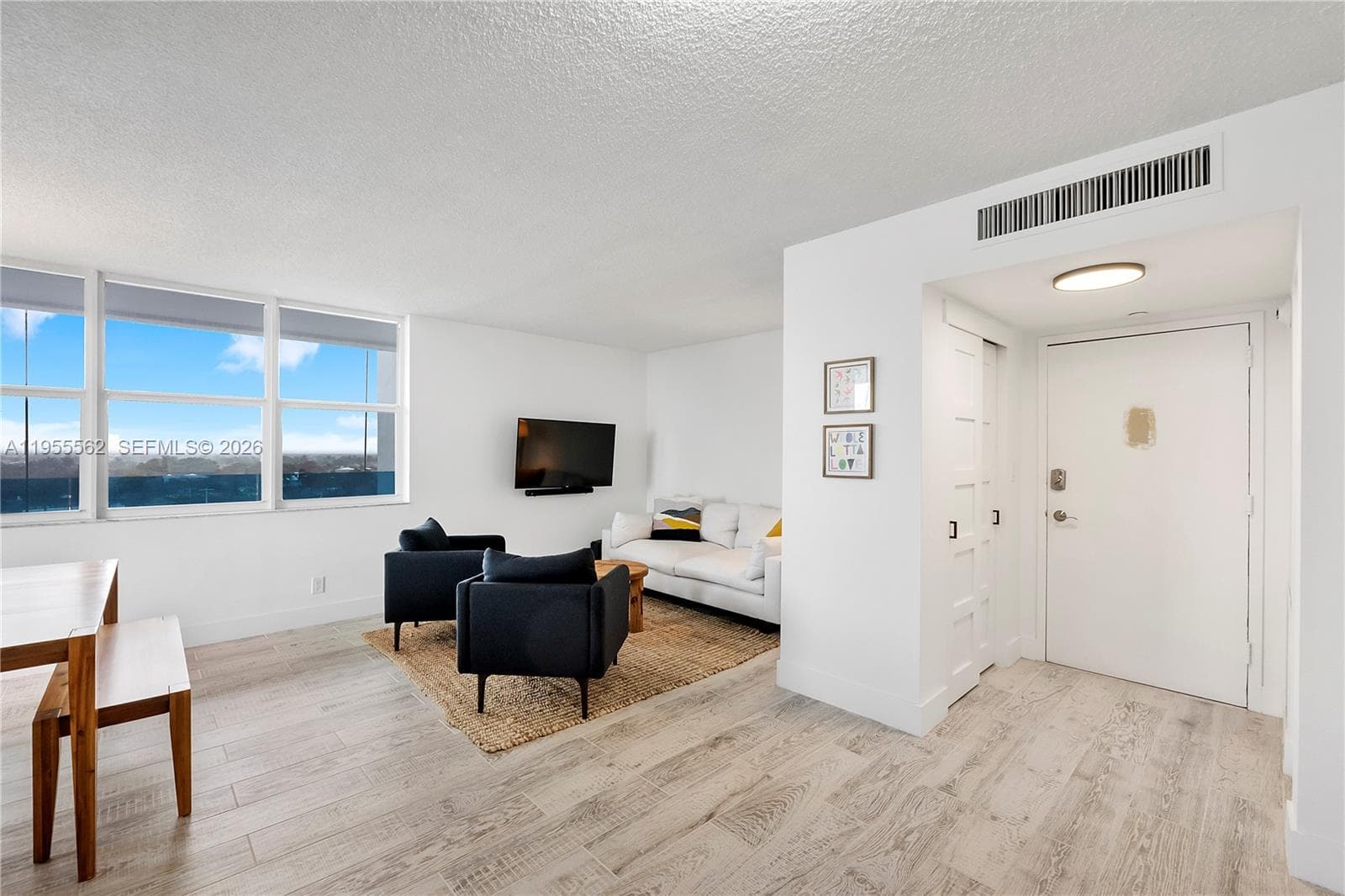 2639 Riverside Dr 806 photo 11