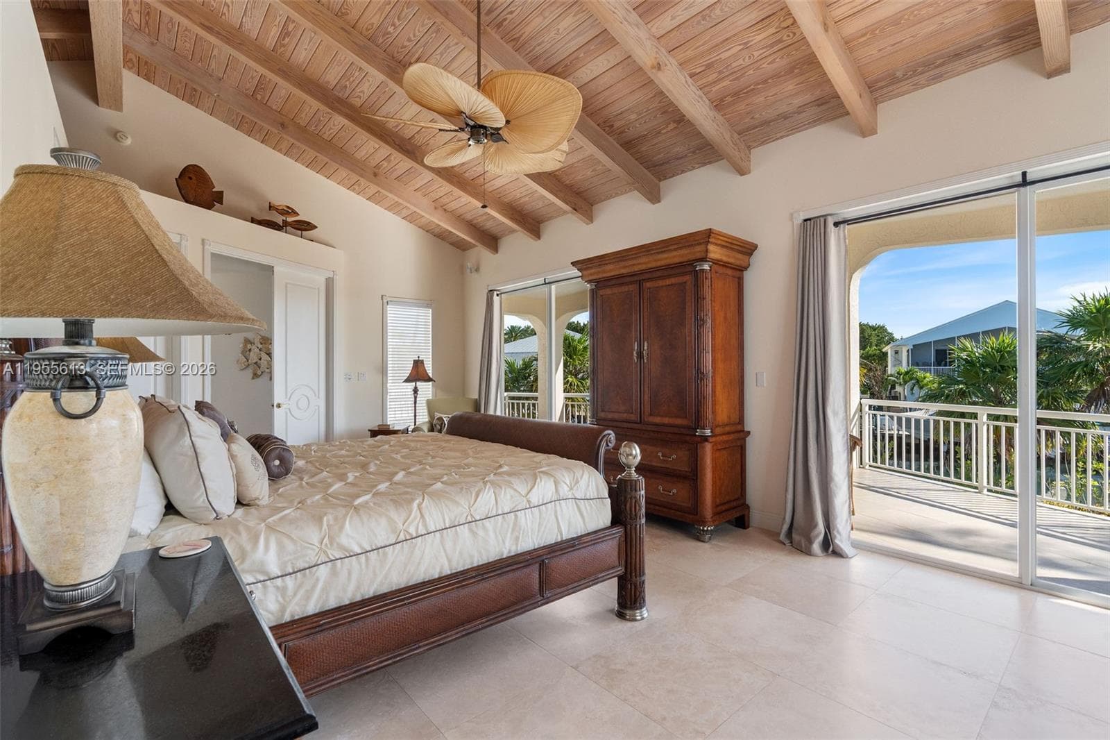 44 Plaza Del Lago photo 23
