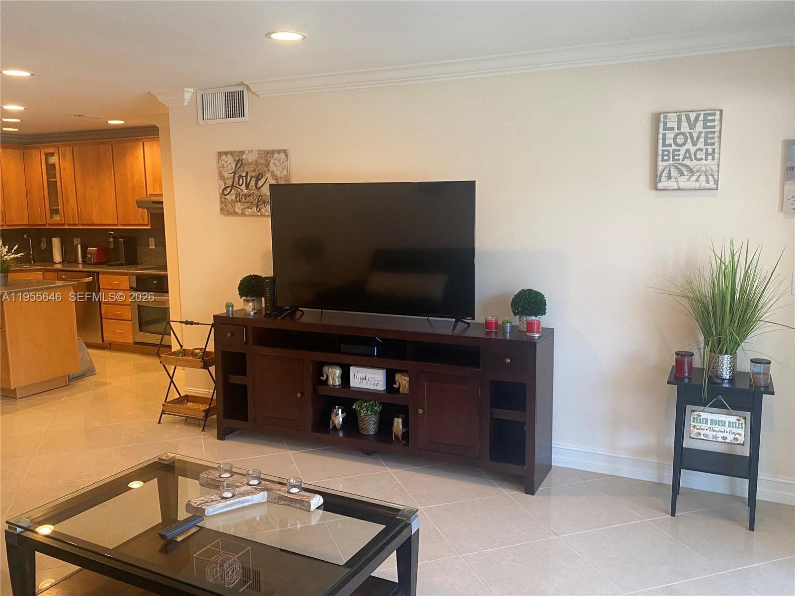 6471 Bay Club Dr 2 photo 5