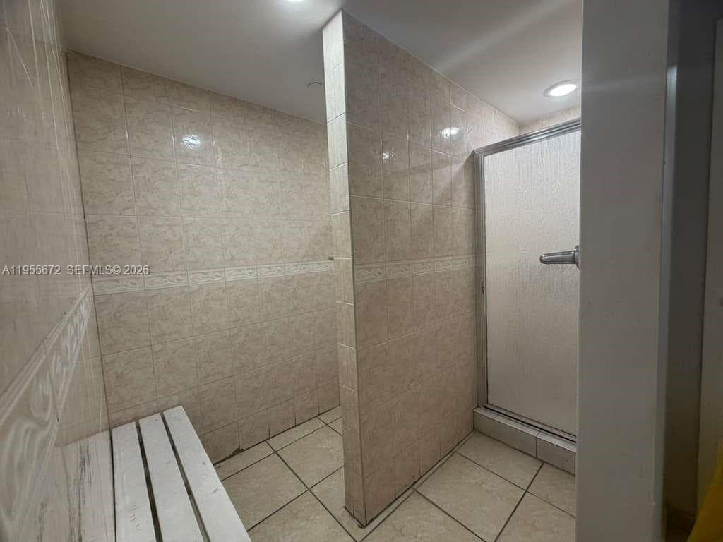 2655 Collins Ave 707 photo 24