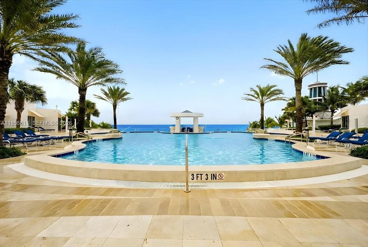 3101 Ocean Dr 5