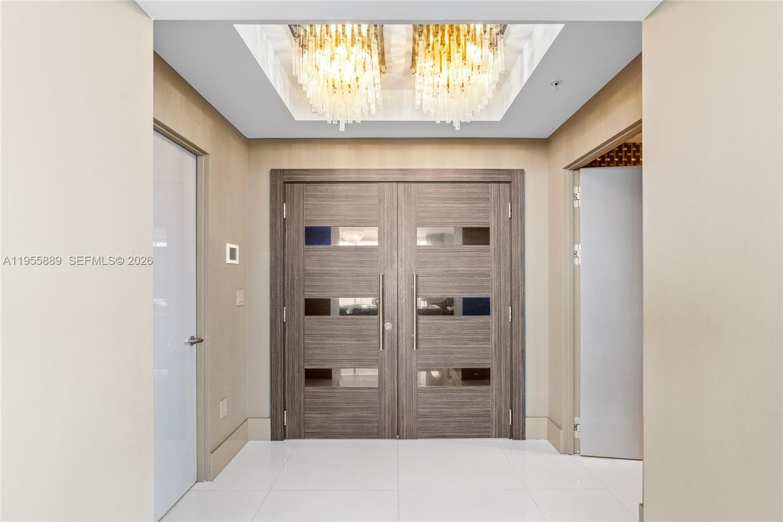 18201 Collins Ave 5