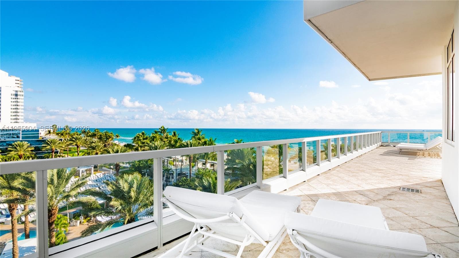 4391 Collins Ave 2