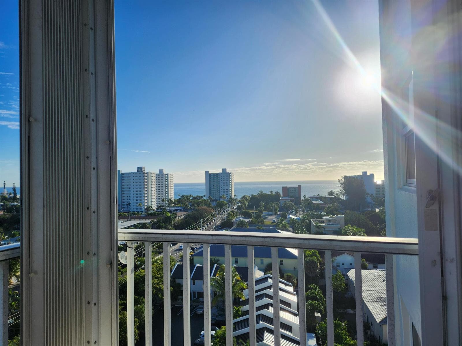 1505 N Riverside Drive 1108 photo 3