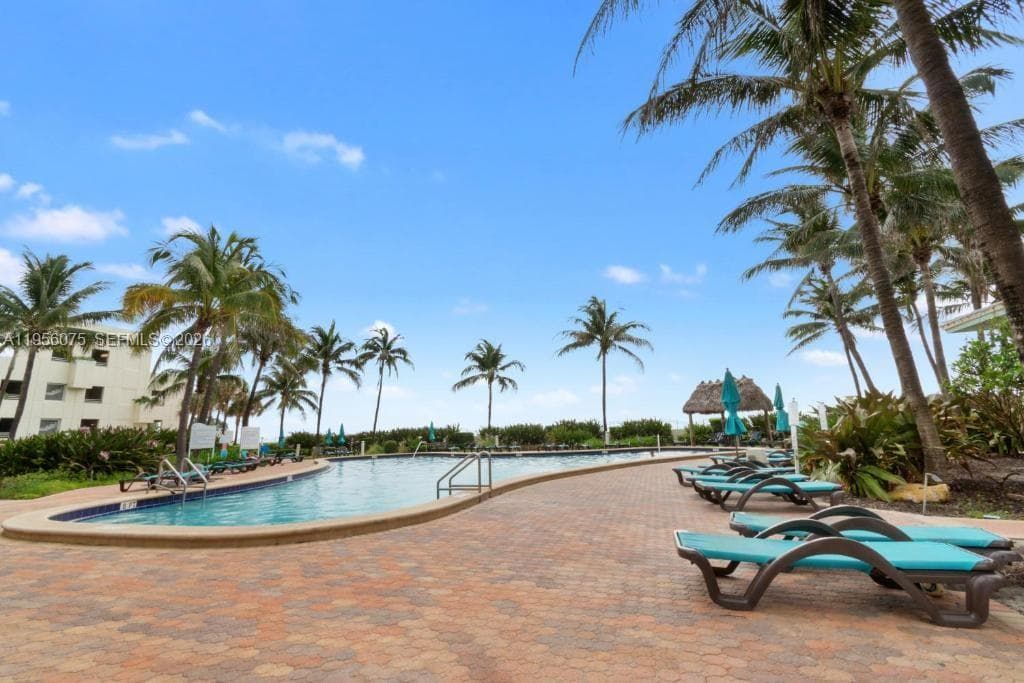3901 S Ocean Dr PH16R photo 2