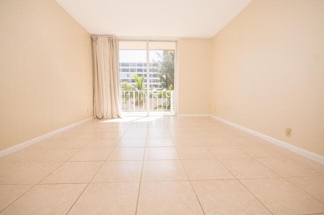 3575 S Ocean Boulevard 408 photo 11