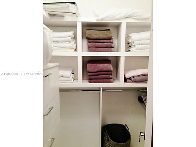 100 Lincoln Rd 1112 photo 17