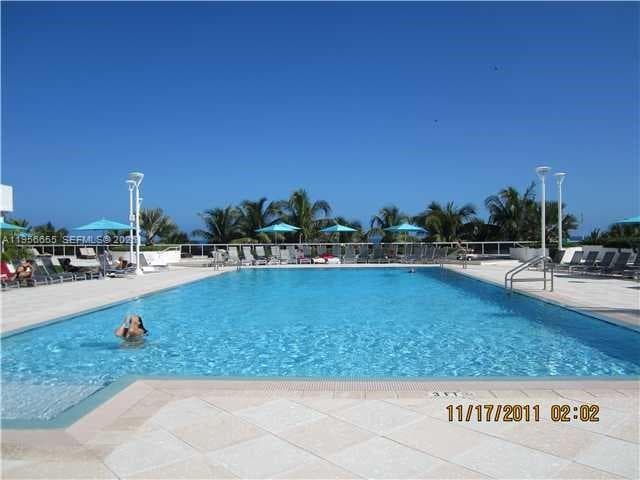 100 Lincoln Rd 1112 photo 22