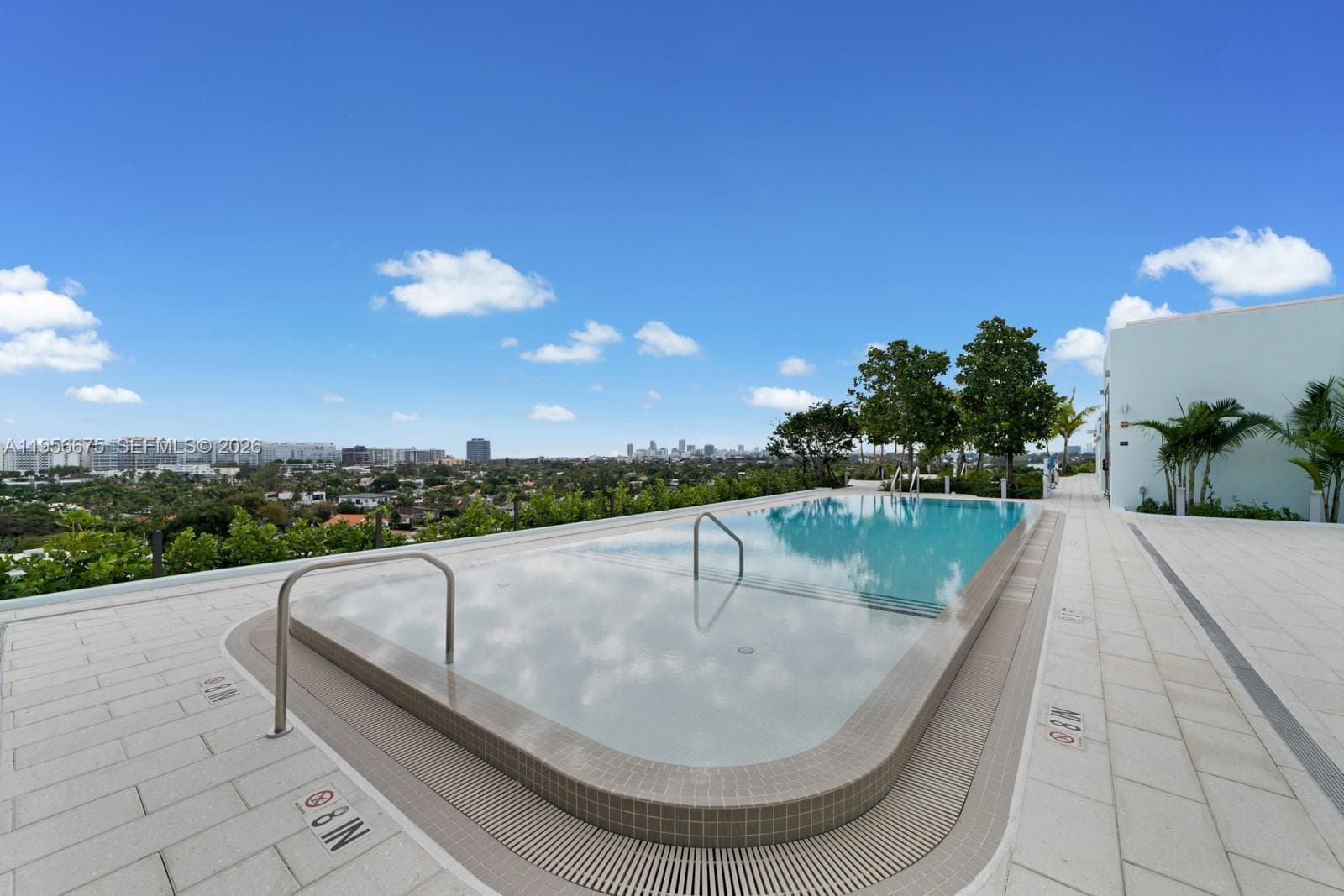 9221 E Bay Harbor Drive 412 photo 25