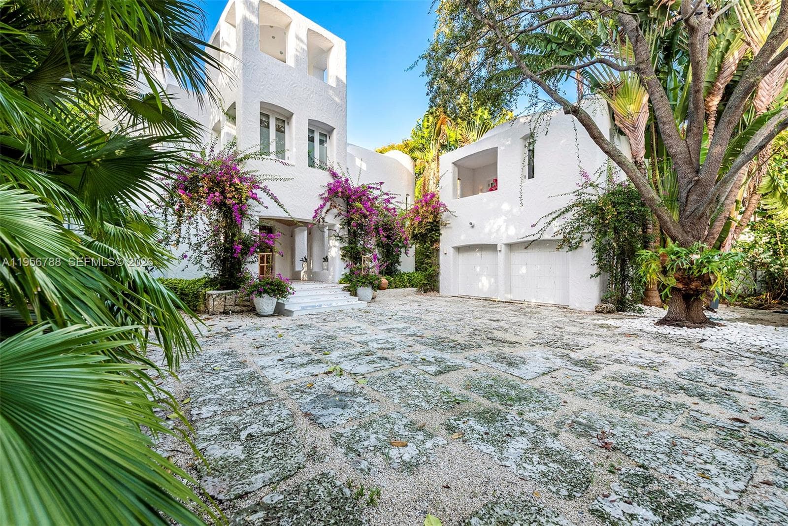 24 Hibiscus Dr photo 24