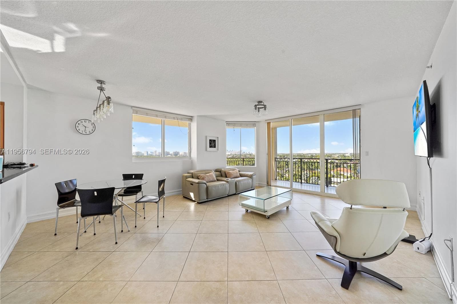 2001 Ocean Blvd 3