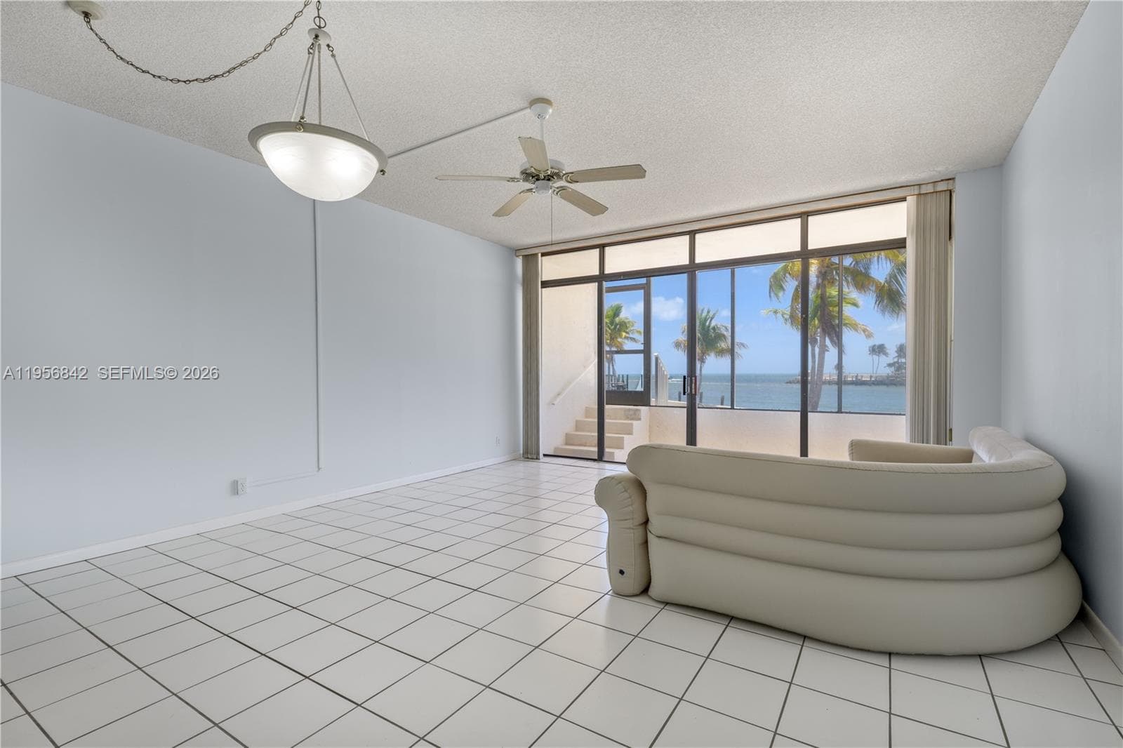 2000 Coco Plum Dr 3