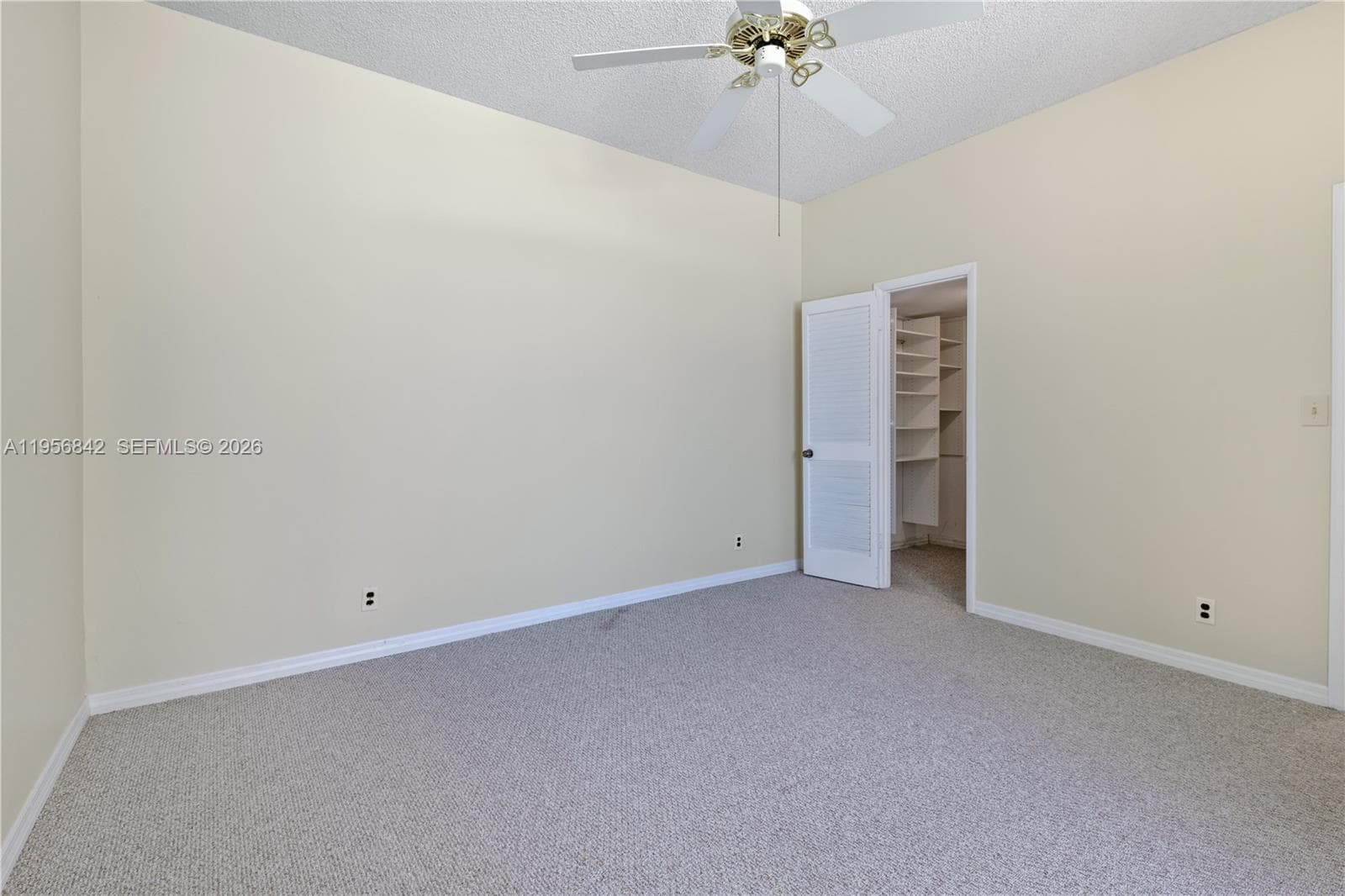 2000 Coco Plum Dr 106 photo 15