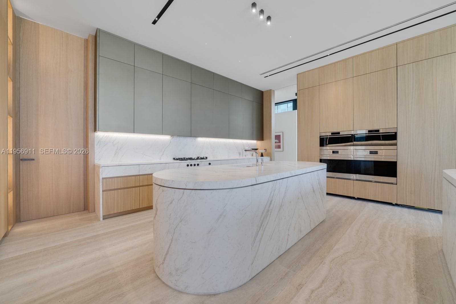 255 Ocean Blvd photo 12