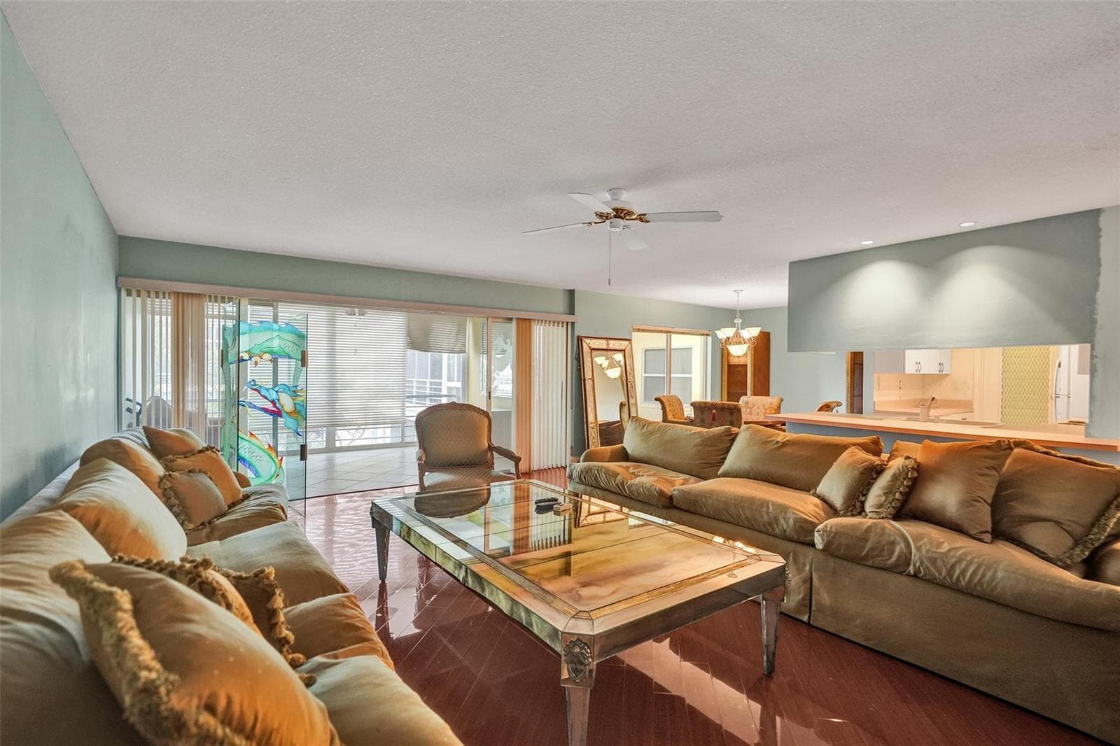 3000 NE 48th Street #206 4