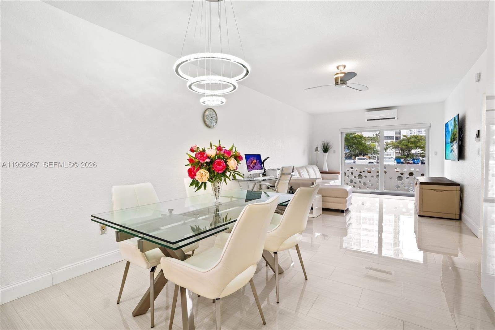 2500 Diana Dr 104 photo 6