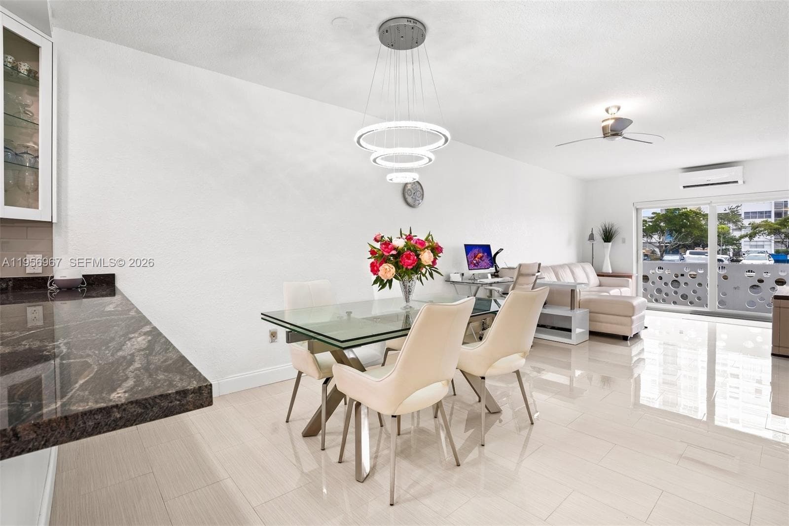2500 Diana Dr 104 photo 4