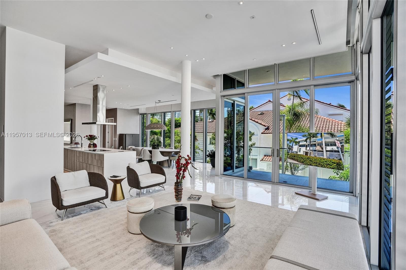 3750 Yacht Club Dr 4