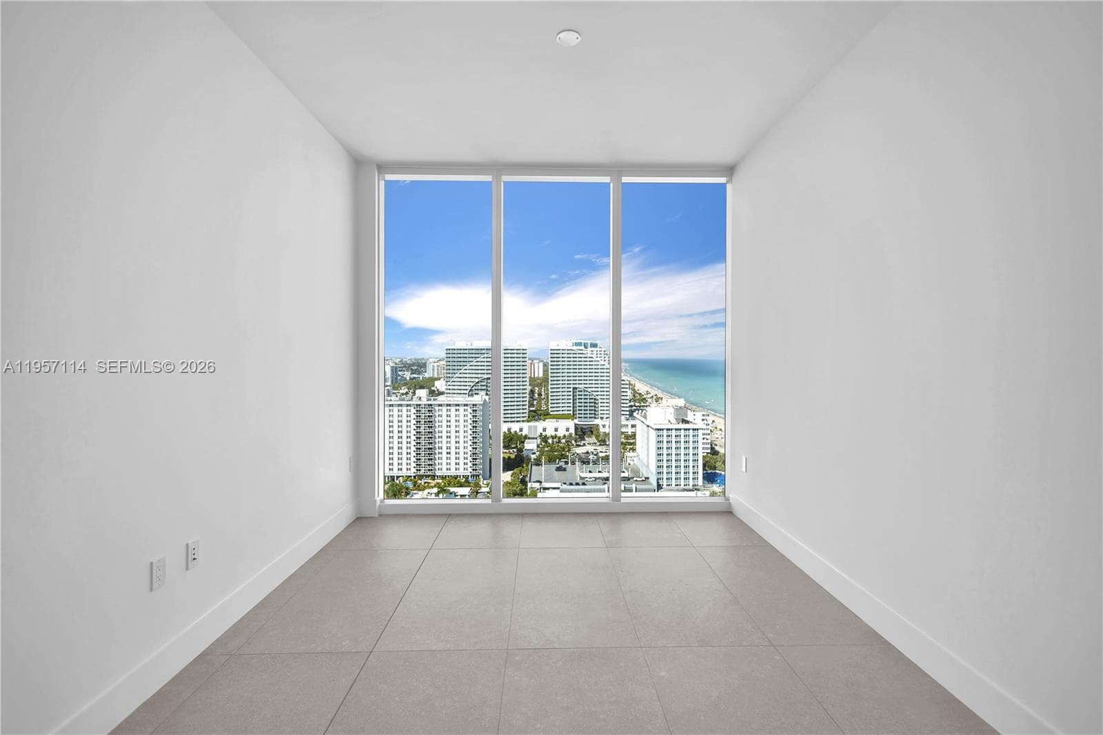 151 SEABREEZE BLVD 2003E photo 13