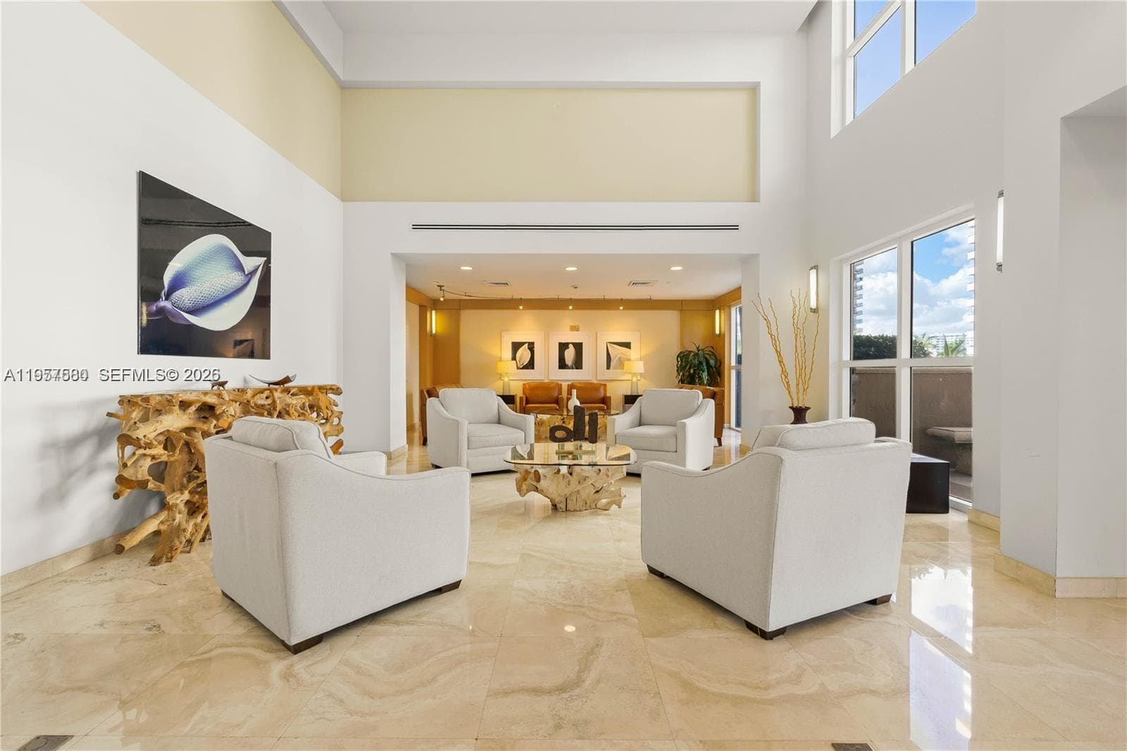 2080 Ocean Dr 5