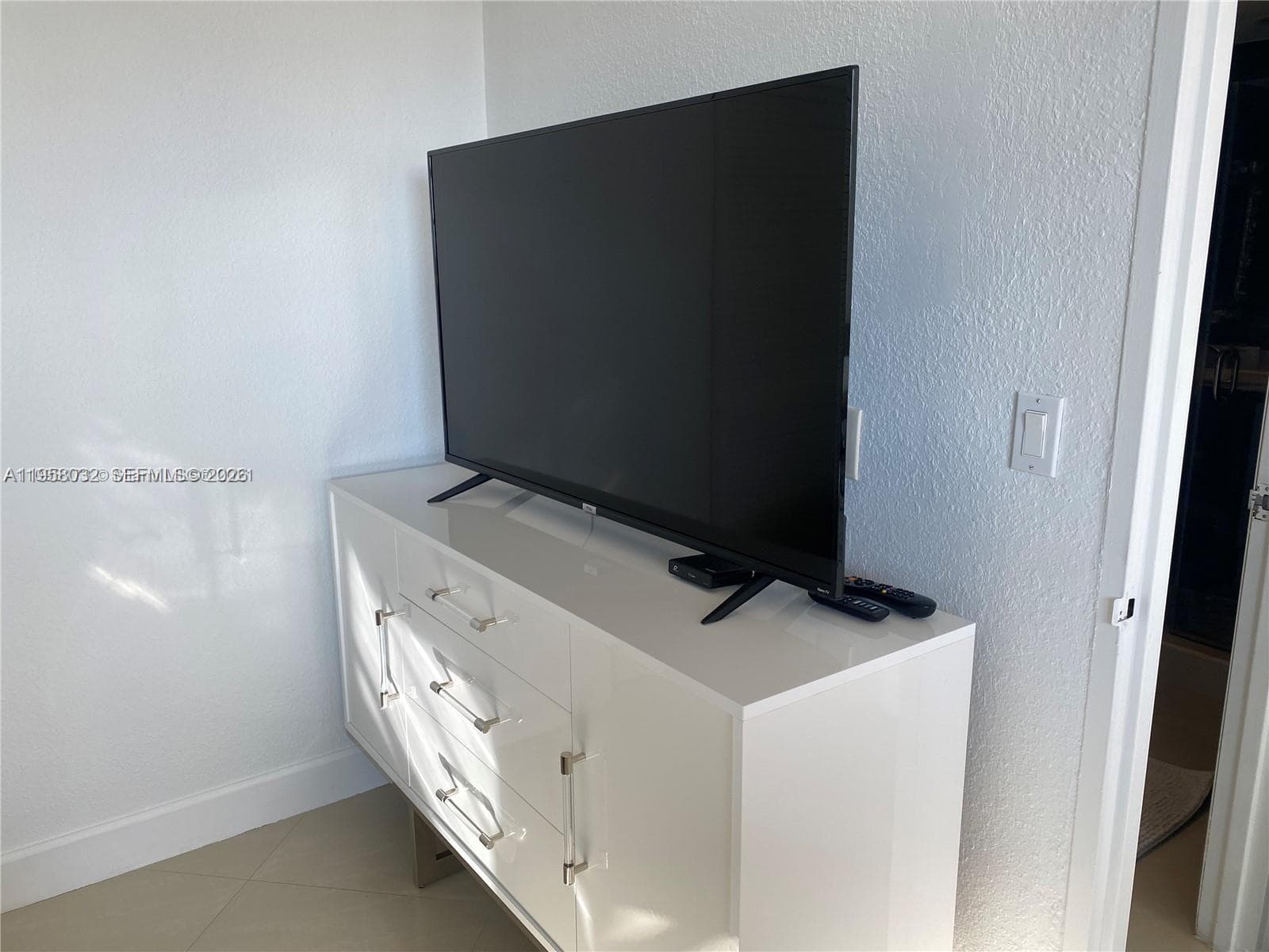 3801 S Ocean Dr PH16S photo 17