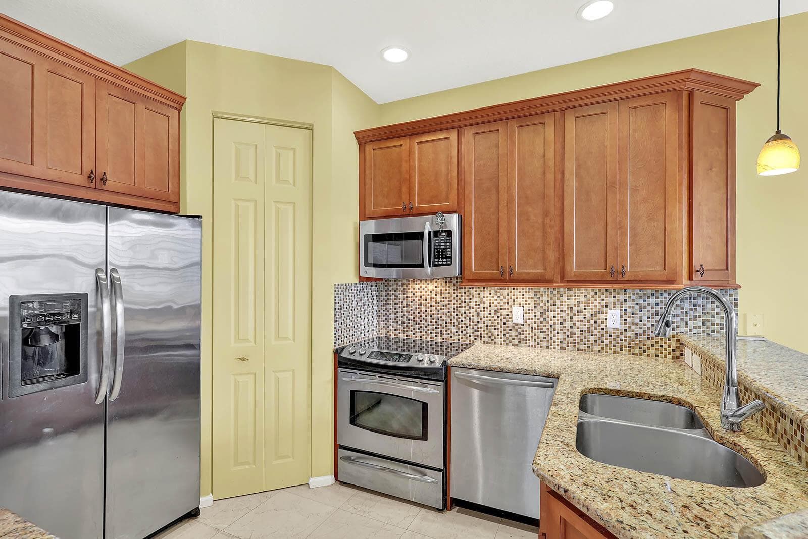 1002 Mariner Bay Boulevard #1002 4