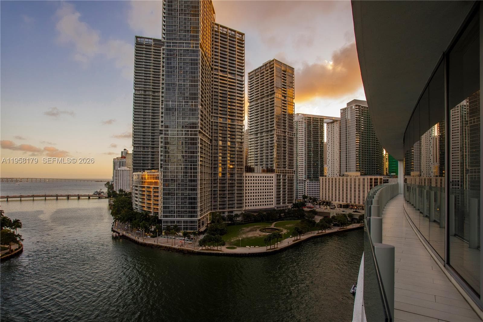 300 Biscayne Bvld Way 1101 E photo 18