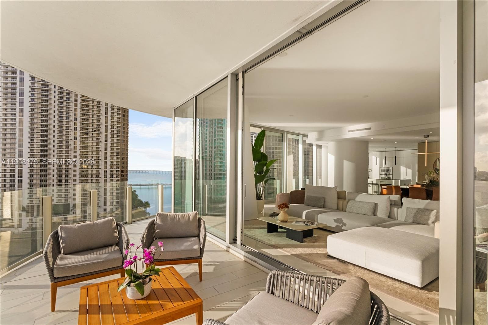 300 Biscayne Bvld Way 1101 E photo 8