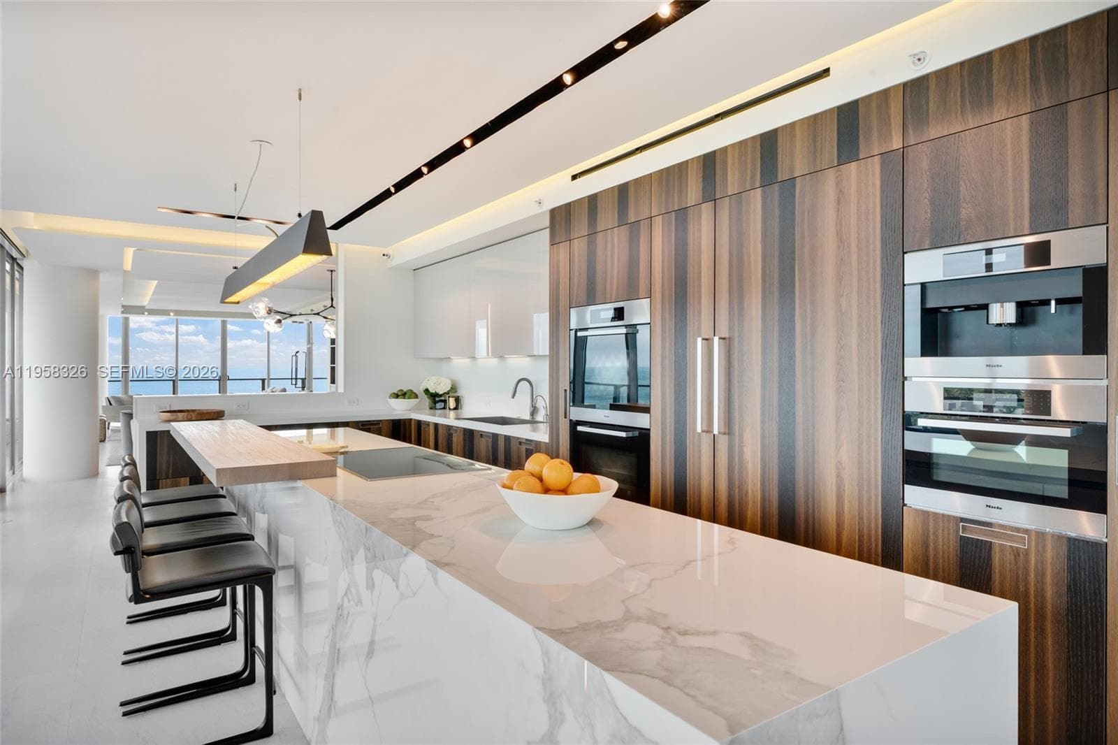 350 Ocean Dr 701N photo 16