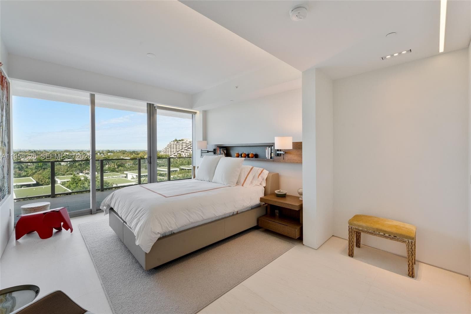 350 Ocean Dr 701N photo 22