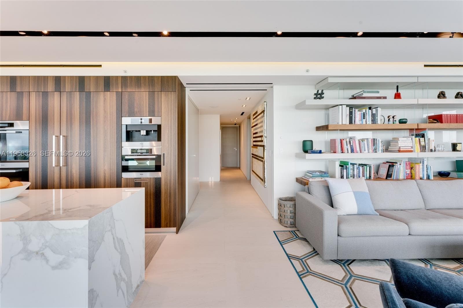 350 Ocean Dr 701N photo 18