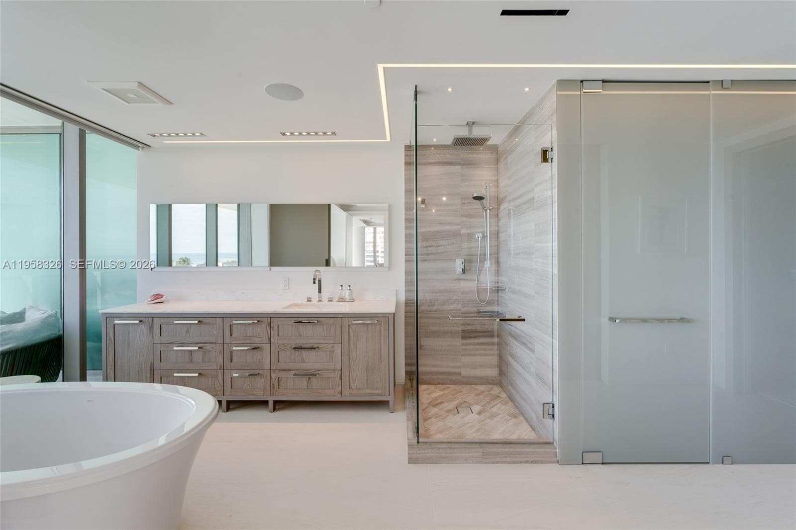 350 Ocean Dr 701N photo 11