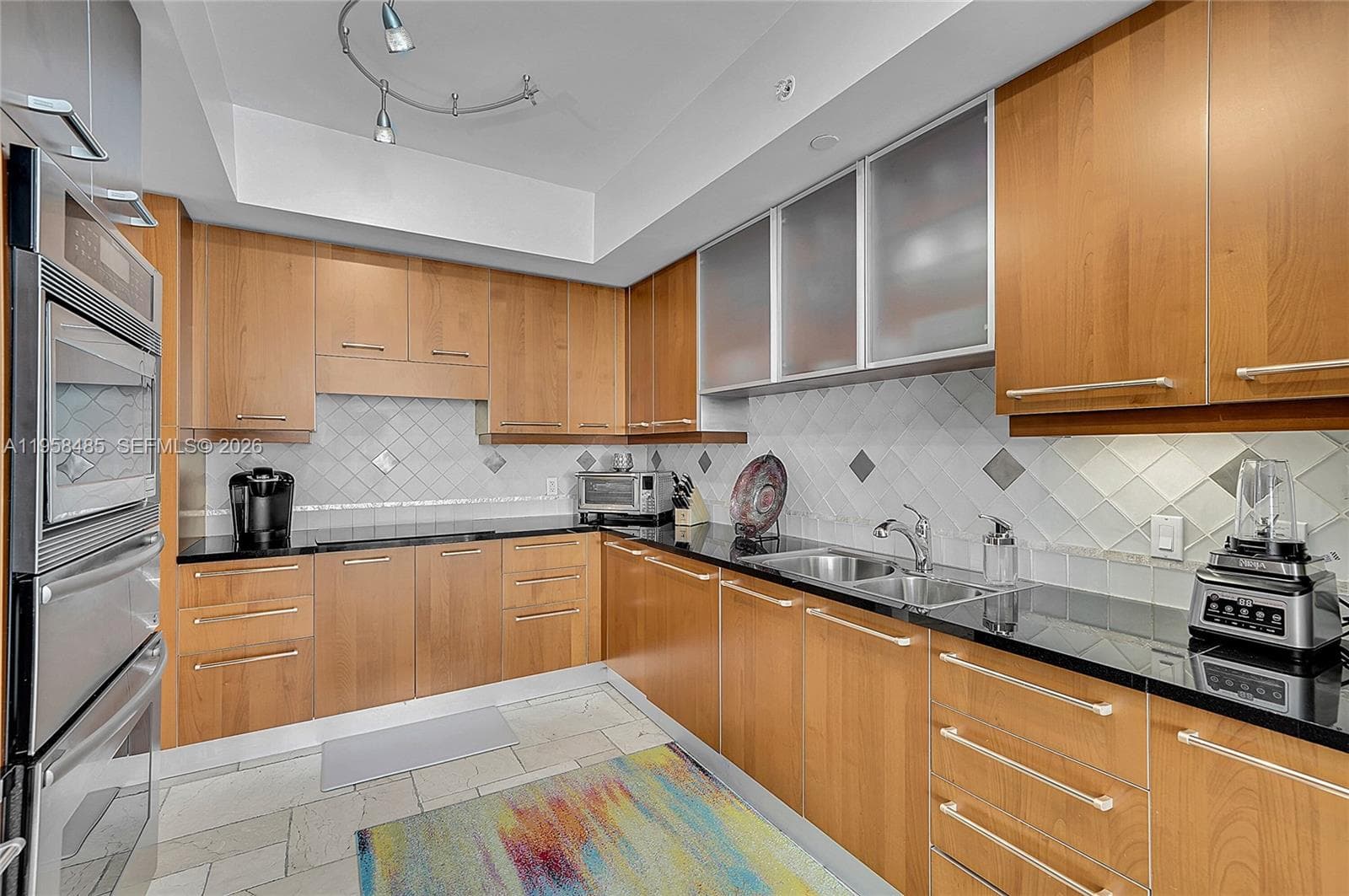 3101 OCEAN 1802 photo 16